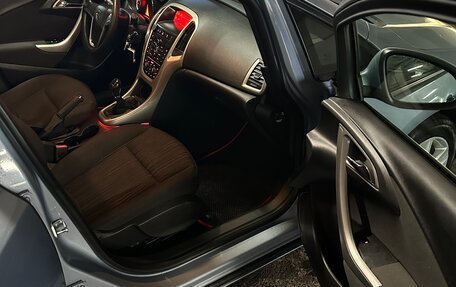 Opel Astra J, 2011 год, 700 000 рублей, 14 фотография
