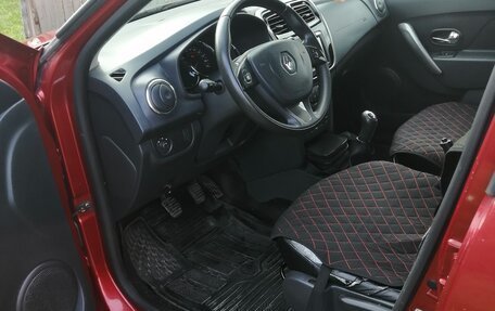Renault Sandero II рестайлинг, 2015 год, 790 000 рублей, 3 фотография