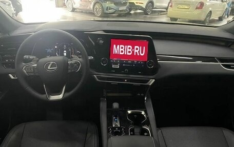 Lexus RX IV рестайлинг, 2025 год, 7 749 000 рублей, 9 фотография