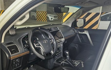 Toyota Land Cruiser Prado 150 рестайлинг 2, 2018 год, 5 790 000 рублей, 4 фотография