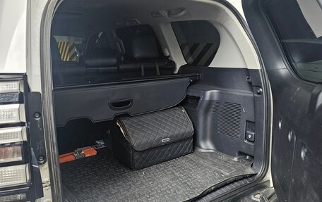 Toyota Land Cruiser Prado 150 рестайлинг 2, 2018 год, 5 790 000 рублей, 7 фотография