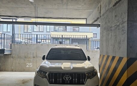 Toyota Land Cruiser Prado 150 рестайлинг 2, 2018 год, 5 790 000 рублей, 10 фотография