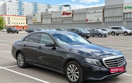 Mercedes-Benz E-Класс, 2018 год, 1 985 000 рублей, 5 фотография