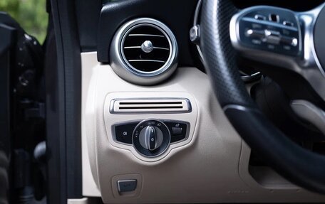 Mercedes-Benz C-Класс, 2019 год, 3 100 000 рублей, 17 фотография
