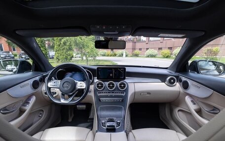Mercedes-Benz C-Класс, 2019 год, 3 100 000 рублей, 23 фотография