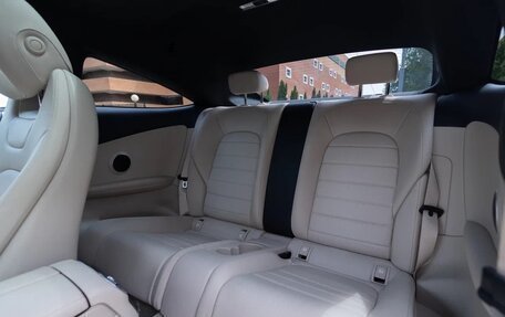 Mercedes-Benz C-Класс, 2019 год, 3 100 000 рублей, 31 фотография