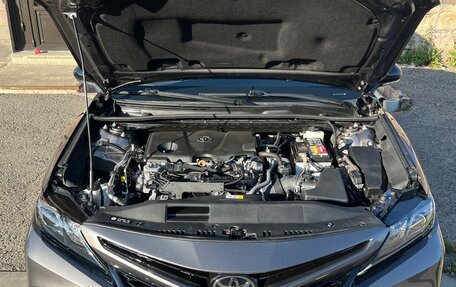 Toyota Camry, 2022 год, 2 600 000 рублей, 10 фотография