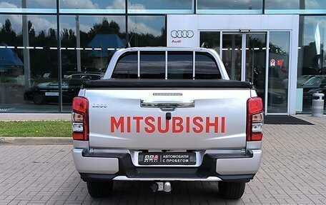 Mitsubishi L200 IV рестайлинг, 2022 год, 2 699 000 рублей, 6 фотография