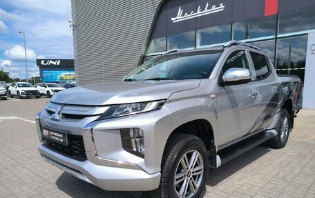 Mitsubishi L200 IV рестайлинг, 2022 год, 2 699 000 рублей, 17 фотография