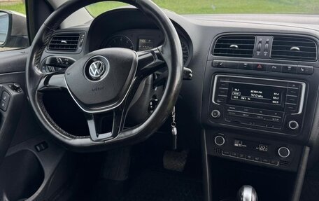 Volkswagen Polo VI (EU Market), 2017 год, 1 200 000 рублей, 9 фотография