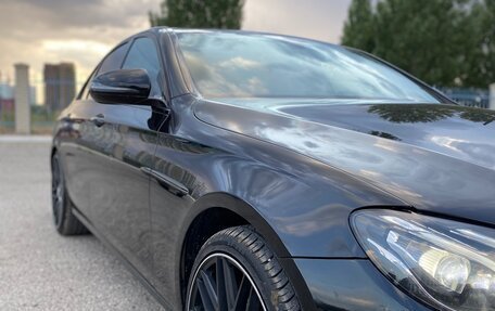 Mercedes-Benz E-Класс, 2016 год, 1 950 000 рублей, 5 фотография