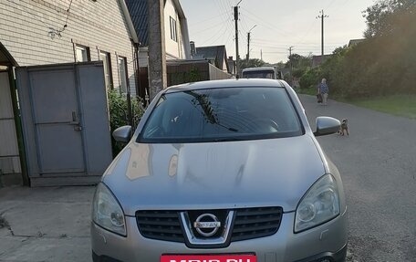 Nissan Qashqai, 2007 год, 800 000 рублей, 2 фотография