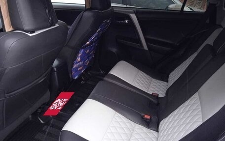 Toyota RAV4, 2018 год, 2 690 000 рублей, 7 фотография
