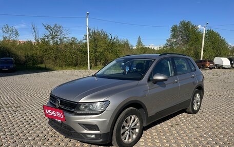 Volkswagen Tiguan II, 2020 год, 2 200 000 рублей, 2 фотография
