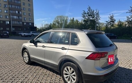Volkswagen Tiguan II, 2020 год, 2 200 000 рублей, 4 фотография