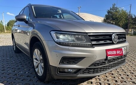 Volkswagen Tiguan II, 2020 год, 2 200 000 рублей, 10 фотография