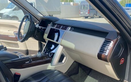 Land Rover Range Rover IV рестайлинг, 2016 год, 4 600 000 рублей, 5 фотография