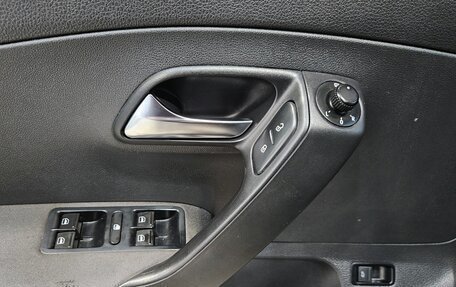 Volkswagen Polo VI (EU Market), 2014 год, 895 000 рублей, 15 фотография
