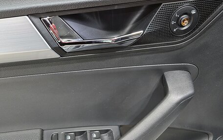 Skoda Rapid I, 2018 год, 1 075 000 рублей, 15 фотография