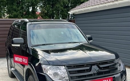 Mitsubishi Pajero IV, 2008 год, 1 499 000 рублей, 3 фотография