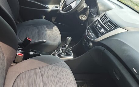 Hyundai Solaris II рестайлинг, 2015 год, 750 000 рублей, 13 фотография