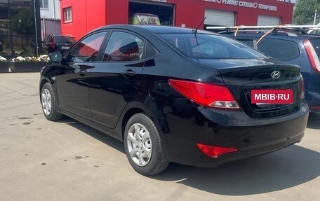 Hyundai Solaris II рестайлинг, 2015 год, 750 000 рублей, 5 фотография