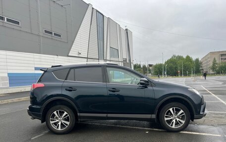 Toyota RAV4, 2019 год, 2 200 000 рублей, 12 фотография