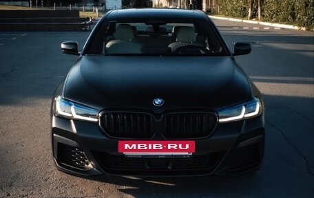 BMW 5 серия, 2021 год, 6 800 000 рублей, 3 фотография