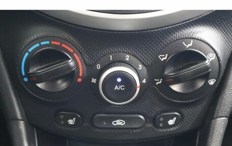 Hyundai Solaris II рестайлинг, 2011 год, 950 000 рублей, 11 фотография
