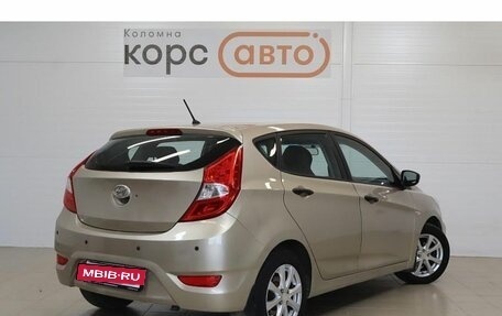 Hyundai Solaris II рестайлинг, 2011 год, 950 000 рублей, 3 фотография