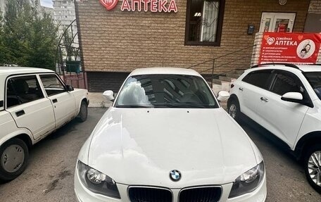 BMW 1 серия, 2010 год, 810 000 рублей, 2 фотография