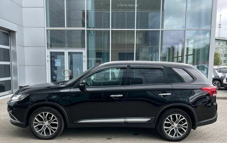 Mitsubishi Outlander III рестайлинг 3, 2018 год, 2 150 000 рублей, 8 фотография