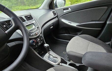 Hyundai Solaris II рестайлинг, 2013 год, 730 000 рублей, 9 фотография