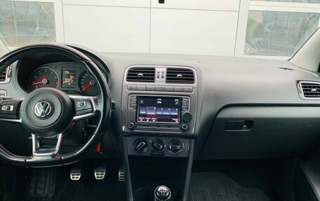 Volkswagen Polo VI (EU Market), 2018 год, 980 000 рублей, 14 фотография