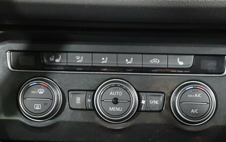 Volkswagen Tiguan II, 2016 год, 2 219 000 рублей, 19 фотография