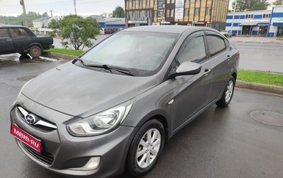 Hyundai Solaris II рестайлинг, 2012 год, 750 000 рублей, 1 фотография