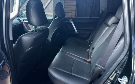 Toyota Land Cruiser Prado 150 рестайлинг 2, 2017 год, 3 800 000 рублей, 2 фотография