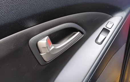 Hyundai ix35 I рестайлинг, 2012 год, 1 200 000 рублей, 11 фотография
