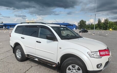 Mitsubishi Pajero Sport II рестайлинг, 2012 год, 1 500 000 рублей, 3 фотография