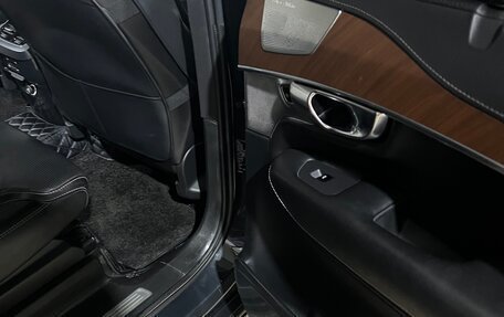 Volvo XC90 II рестайлинг, 2019 год, 3 800 000 рублей, 8 фотография