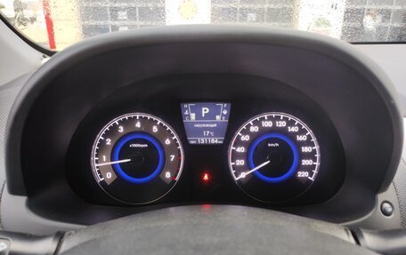 Hyundai Solaris II рестайлинг, 2012 год, 750 000 рублей, 3 фотография