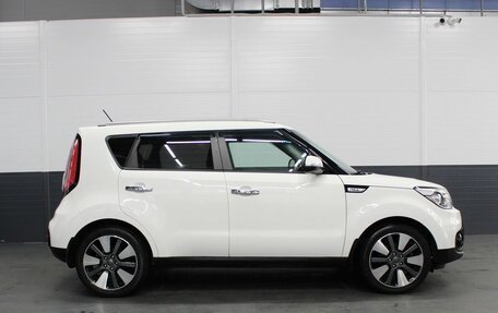 KIA Soul II рестайлинг, 2018 год, 1 440 000 рублей, 4 фотография