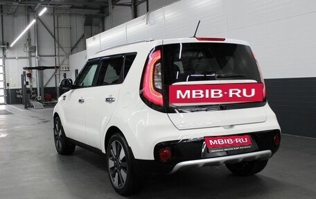 KIA Soul II рестайлинг, 2018 год, 1 440 000 рублей, 7 фотография