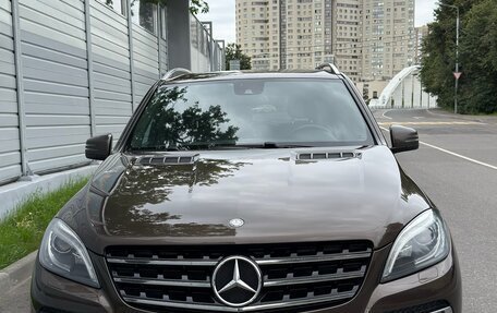 Mercedes-Benz M-Класс, 2014 год, 2 700 000 рублей, 5 фотография