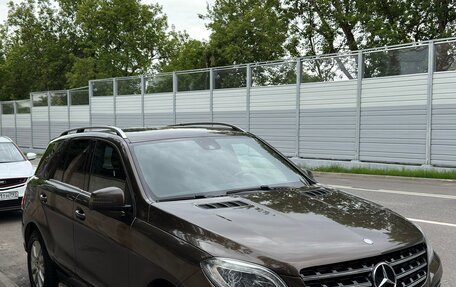 Mercedes-Benz M-Класс, 2014 год, 2 700 000 рублей, 2 фотография