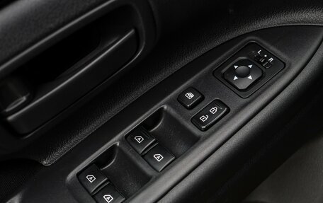 Mitsubishi Outlander III рестайлинг 3, 2019 год, 2 150 000 рублей, 16 фотография