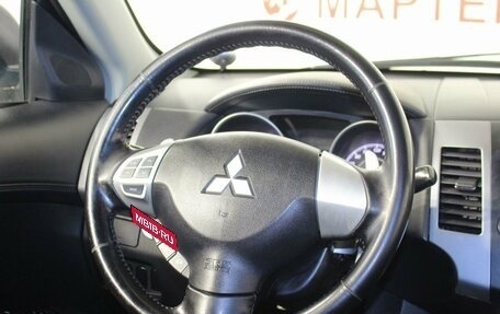 Mitsubishi Outlander III рестайлинг 3, 2010 год, 1 344 000 рублей, 16 фотография