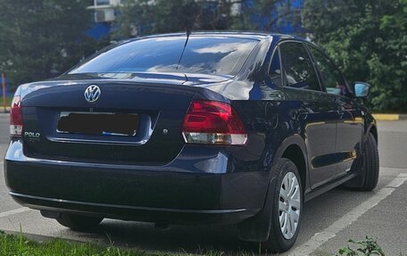 Volkswagen Polo VI (EU Market), 2011 год, 850 000 рублей, 3 фотография