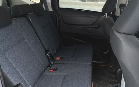 Toyota Sienta II, 2016 год, 1 480 000 рублей, 2 фотография