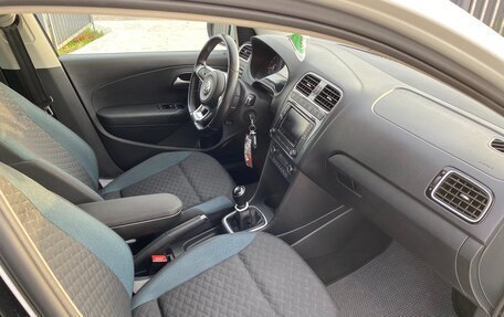 Volkswagen Polo VI (EU Market), 2019 год, 1 300 000 рублей, 20 фотография
